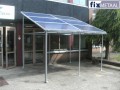 Carport met zonnepanelen gemaakt met buiskoppelingen van Fixmetaal